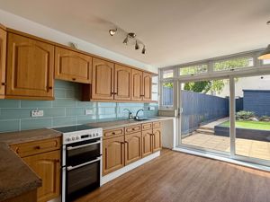 Kitchen- click for photo gallery